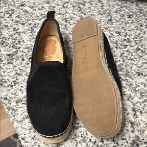 Black Espadrilles
The inside has some peeling but in the outside brand new